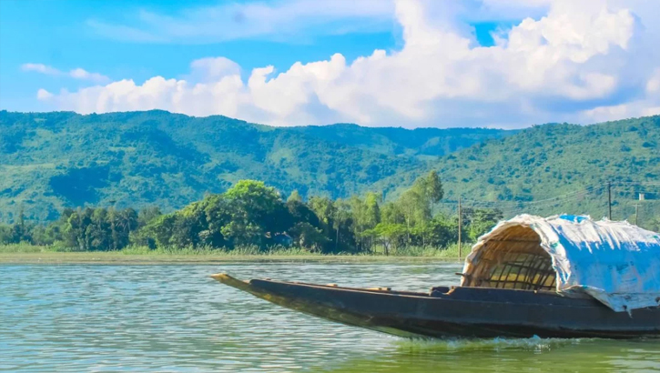 বর্ষায় ভ্রমণে যেসব ভুল করা যাবে না